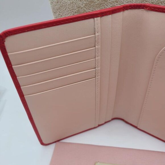 Radley London Leather Time to Soar Passport Holder NWT! GIFT - Picture 4 of 9